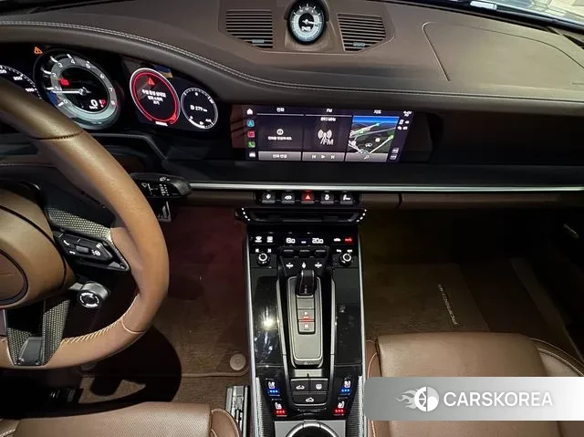 Porsche 911(992) id 3058547 из Кореи 9