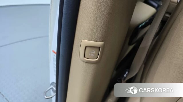 Kia The New Carnival id 4605161 из Кореи 9