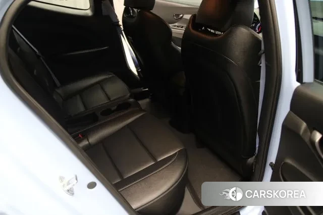 Hyundai Veloster (JS) id 3425906 из Кореи 9