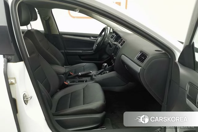 Volkswagen Sagitar id 4211238 из Китая 9