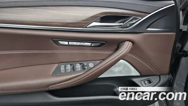 BMW 5 Series (G30) id 2319849 из Кореи 9