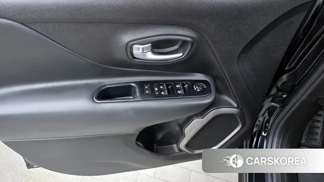 Jeep Renegade id 3084175 из Кореи 9