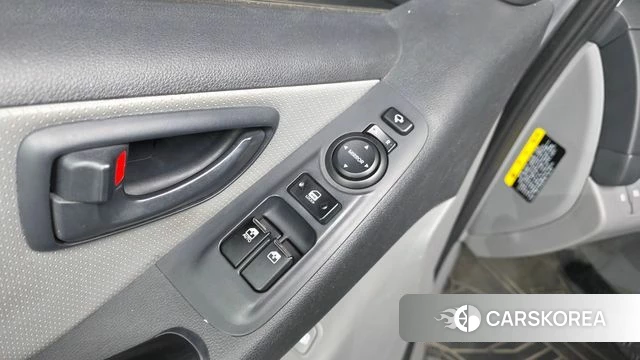 Hyundai The New Grand Starex id 3828569 из Кореи 9