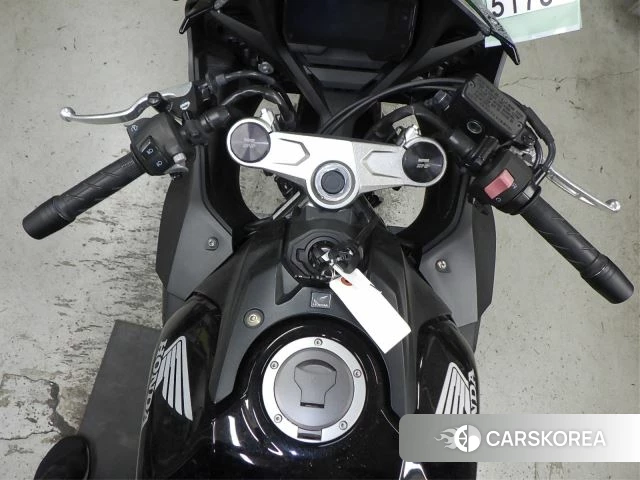 Honda CBR650R id 4184486 из Японии 9