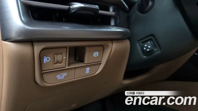 Hyundai Grandeur (GN7) id 2925884 из Кореи 9