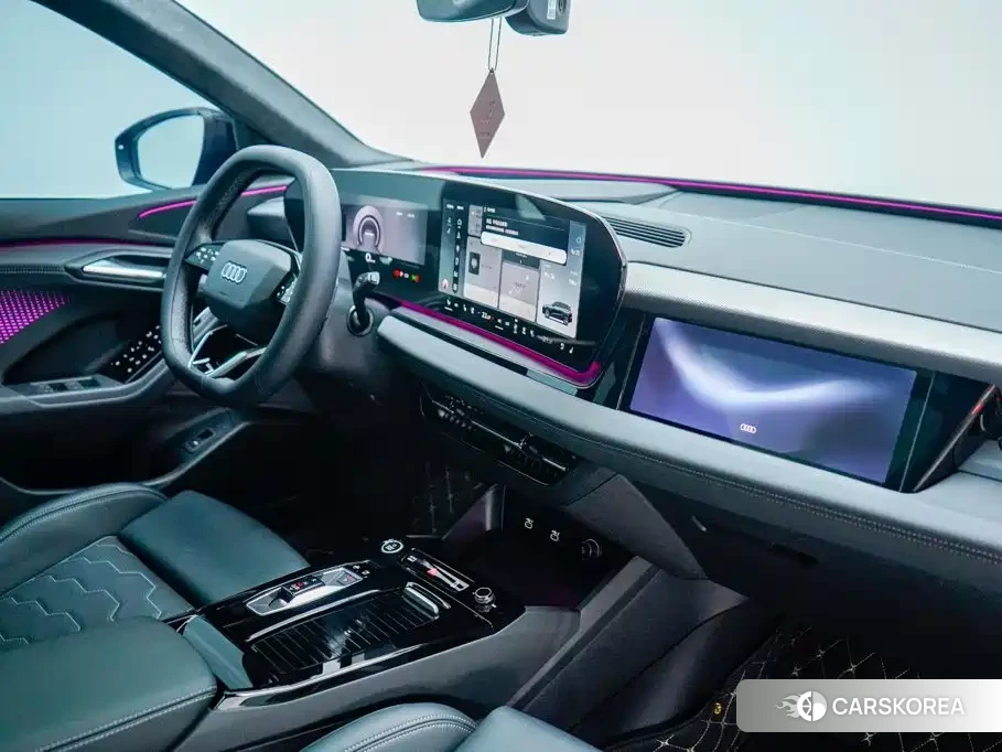 Audi Q6L e-tron id 4674514 из Китая 9