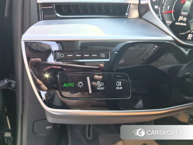 Audi A8 id 4259252 из Китая 9