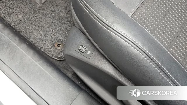 Peugeot 2008 id 3188336 из Кореи 9