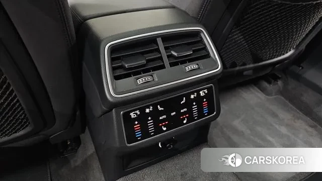 Audi A6 (C8) id 3044509 из Кореи 9