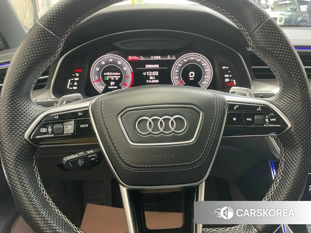 Audi A6L id 3926940 из Китая 9