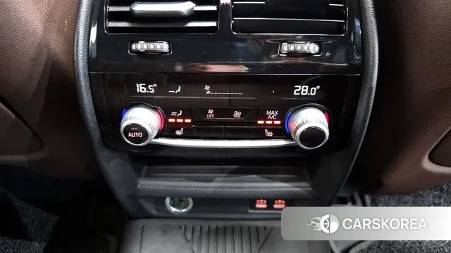 BMW 5 Series (G30) id 3671911 из Кореи 9