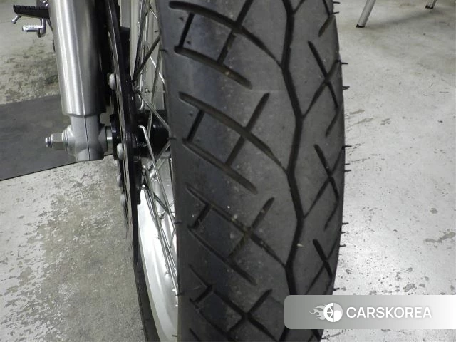 Yamaha SR400 id 3945239 из Японии 9