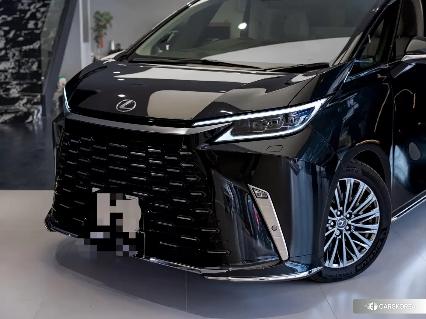 Lexus LM id 4628319 из Китая 9
