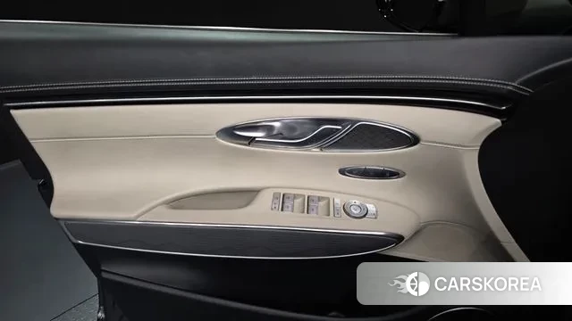 Genesis GV70 id 3443356 из Кореи 9