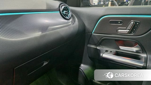 Mercedes-Benz GLA - Class H247 id 4179439 из Кореи 9