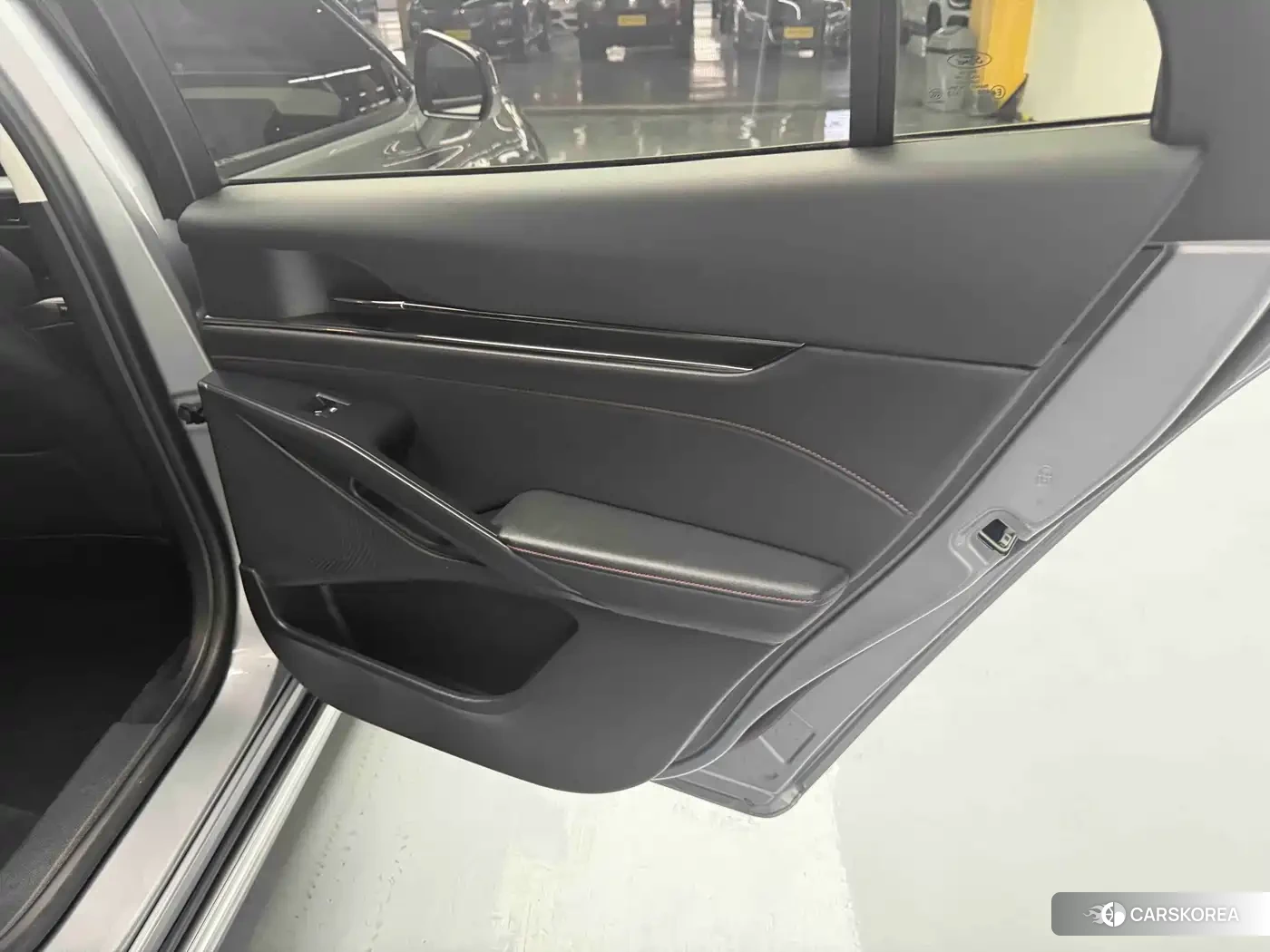 Ford Mondeo id 4545603 из Китая 9