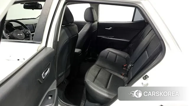 Kia Stonic id 2941475 из Кореи 9