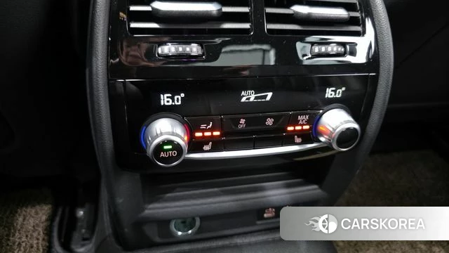 BMW 5 Series (G30) id 3832762 из Кореи 9