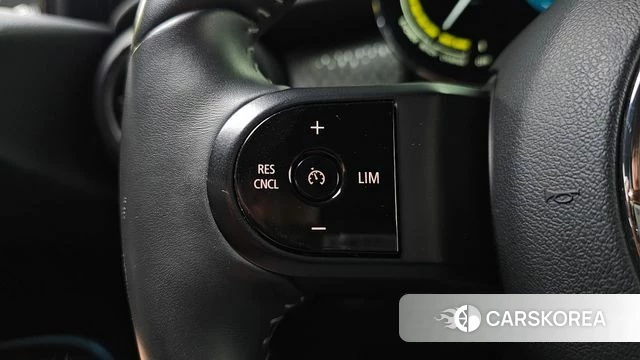 Mini Cooper Electric id 4624729 из Кореи 9