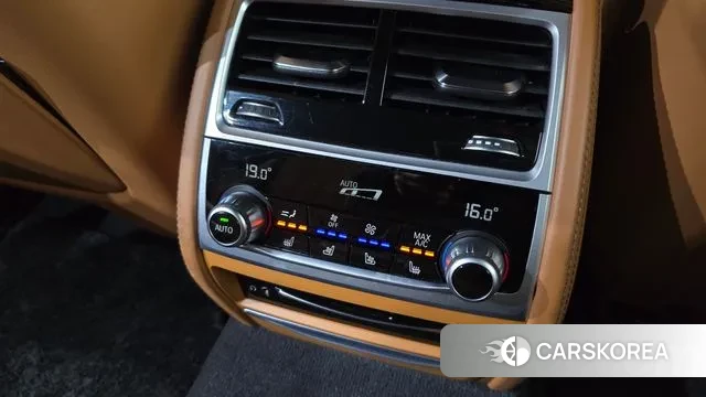 BMW 7 Series (G11) id 3788289 из Кореи 9