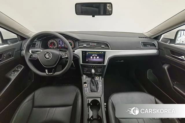 Volkswagen Lingdu 2021 Белый из Китая, фото 6