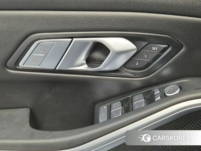 BMW 3 Series (G20) id 4917667 из Кореи 9