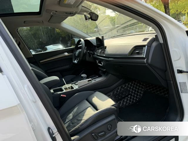Audi Q5L id 4276780 из Китая 9