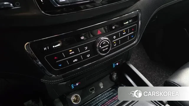 Ssangyong The New Rexton Sports Cannes id 3771475 из Кореи 9