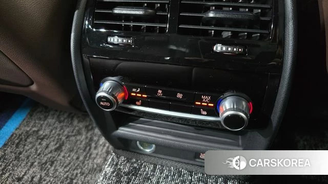 BMW 5 Series (G30) id 3898272 из Кореи 9