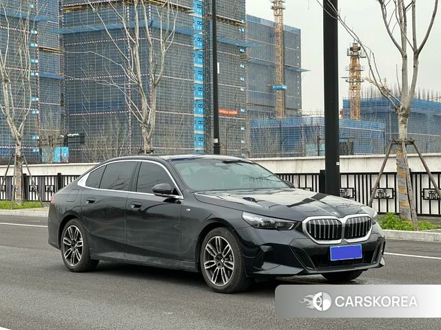 BMW 5 series id 3939551 из Китая 9