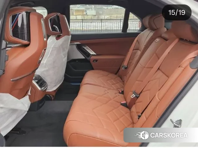 BMW 7 Series (G70) id 3315237 из Кореи 9