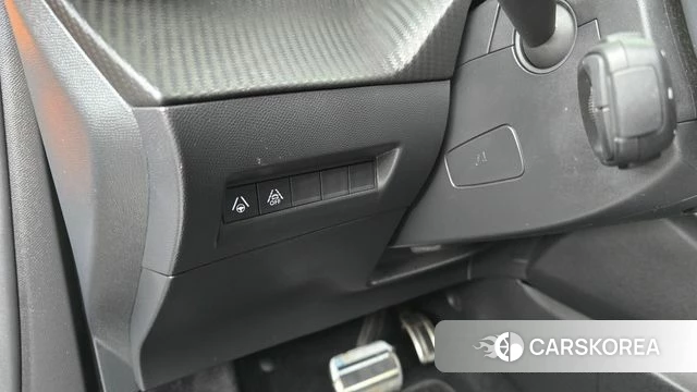 Peugeot e-2008 second generation id 3812593 из Кореи 9