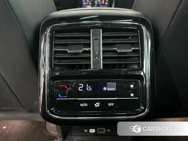 Volkswagen Passat id 4261482 из Китая 9