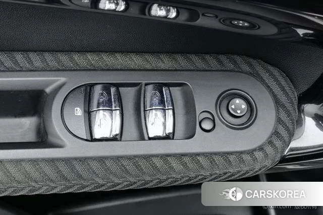 MINI COUNTRYMAN id 4210109 из Китая 9