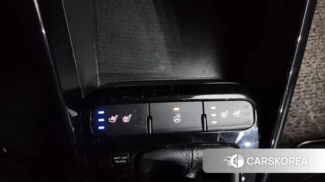 Kia Stonic id 3469107 из Кореи 9