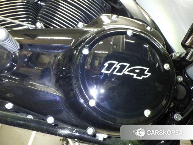 Harley-Davidson Street Glide FLHXS1870 id 3947656 из Японии 9