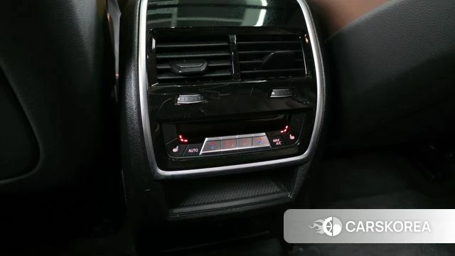 BMW X6 (G06) id 3935444 из Кореи 9