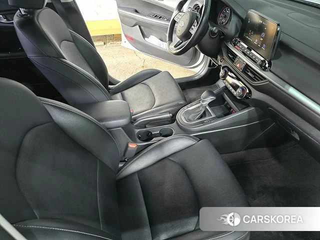 Kia Come New K3 id 3872351 из Кореи 9