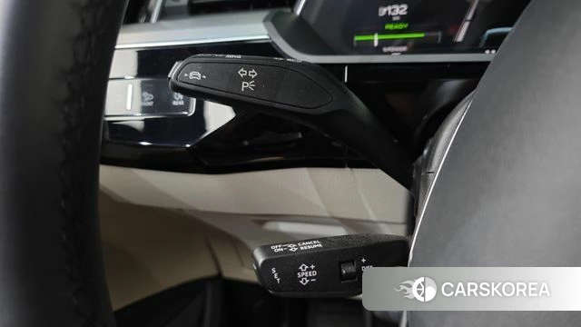 Audi e-Tron id 4854346 из Кореи 9