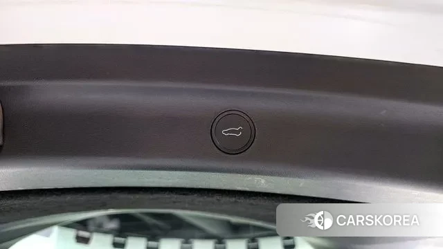 Tesla Model Y id 3053422 из Кореи 9