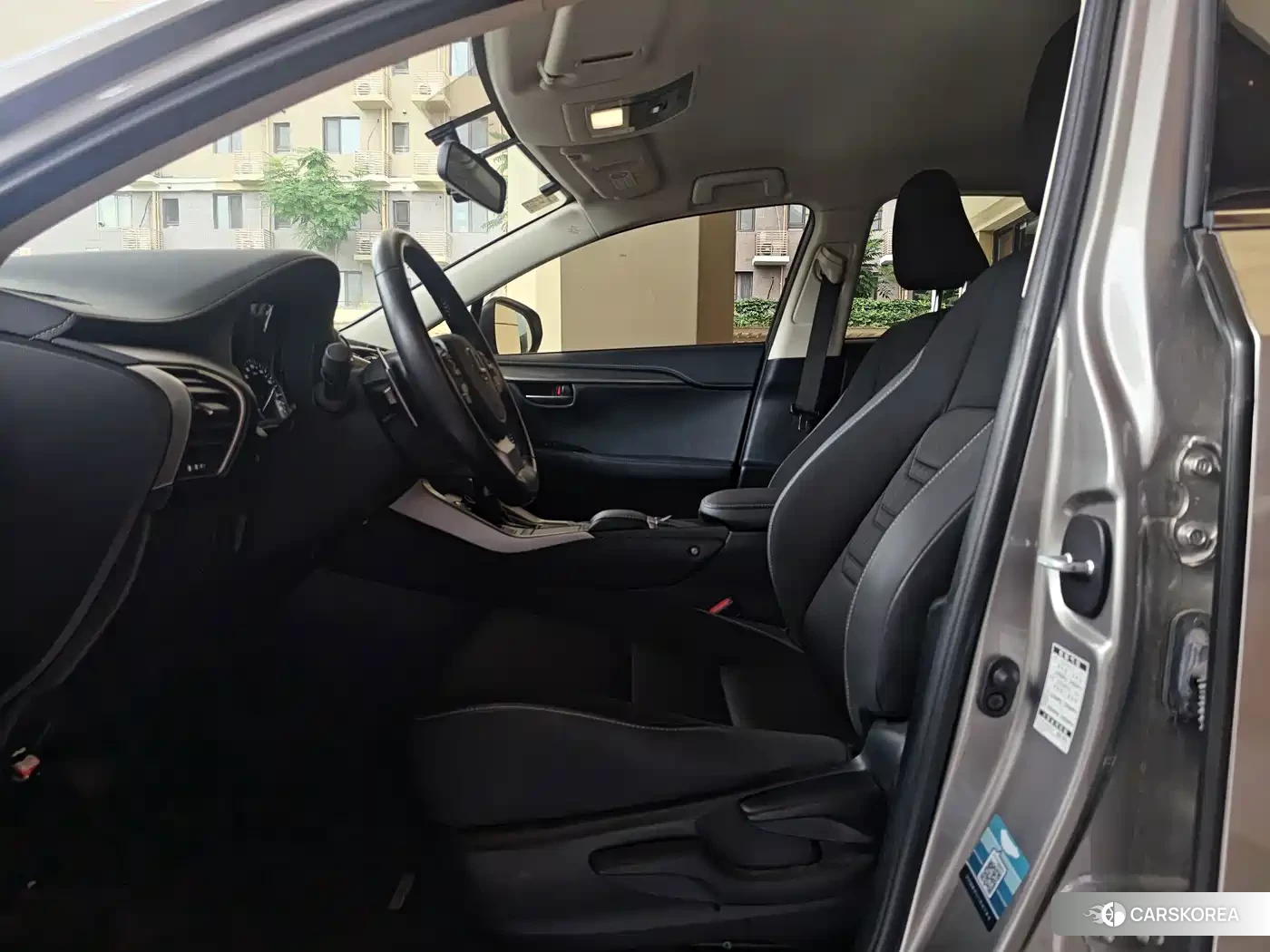 Lexus NX id 4649250 из Китая 9