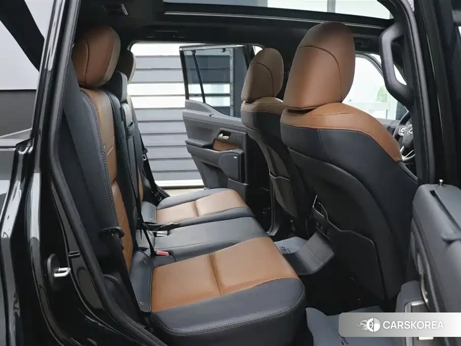 Lexus GX id 4629507 из Китая 9