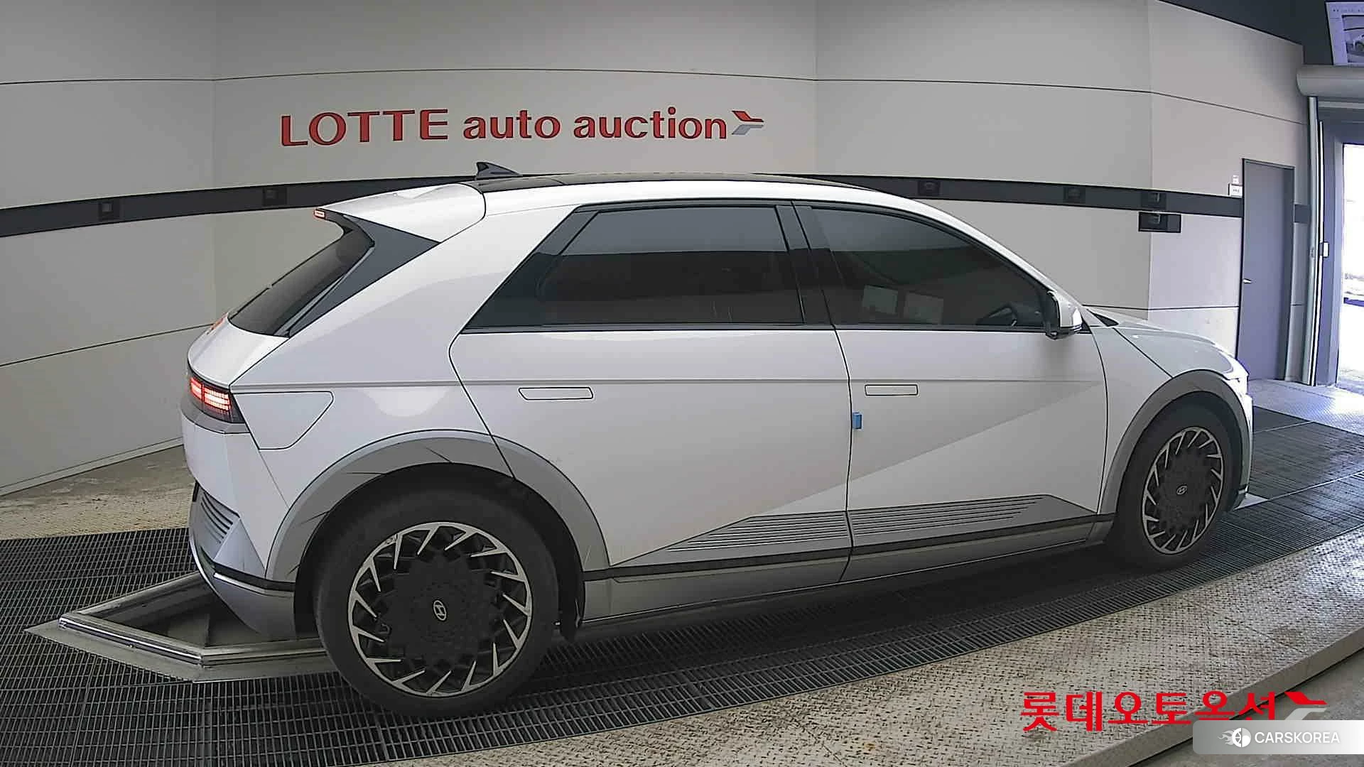 Hyundai IONIQ 5 id 4289508 из Кореи 9