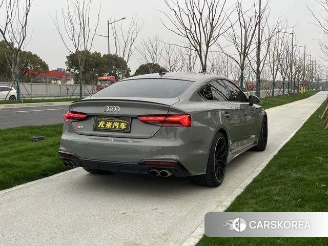 Audi S5 id 4272748 из Китая 9