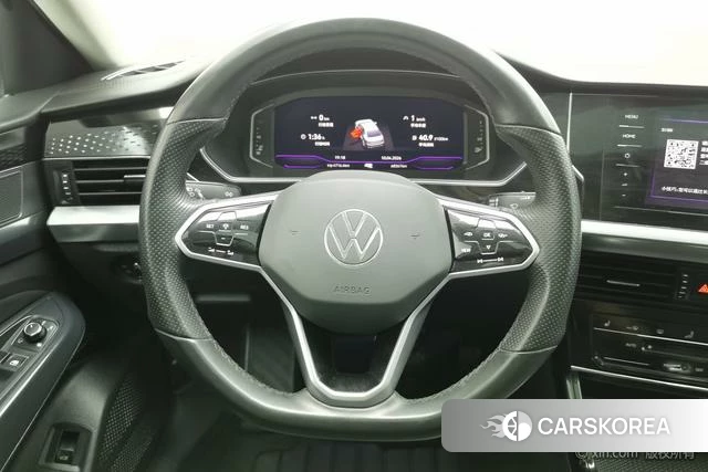 Volkswagen Passat id 4210371 из Китая 8