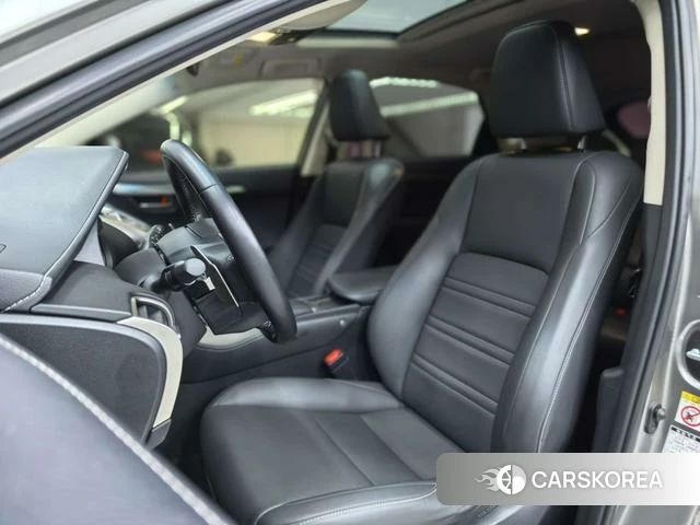 Lexus NX id 4221254 из Китая 9