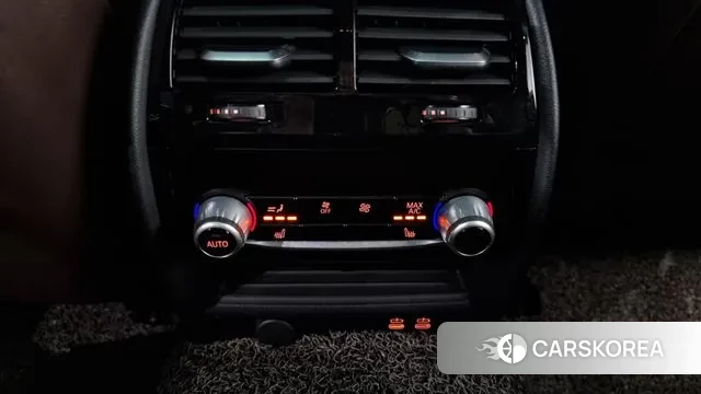 BMW 5 Series (G30) id 3258948 из Кореи 9