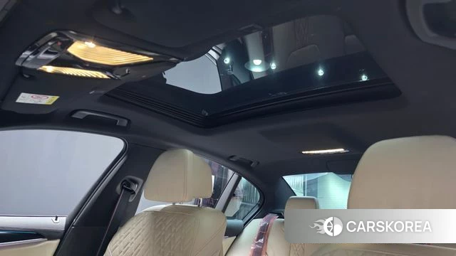 BMW 5 Series (G30) id 4187137 из Кореи 9