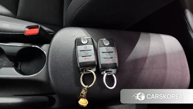 Kia The New K3 id 3460337 из Кореи 9