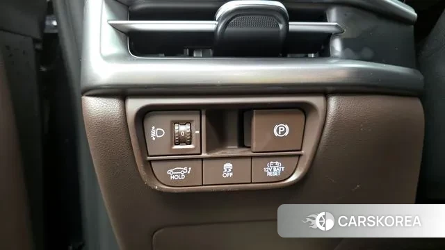 Hyundai Grandeur Hybrid (GN7) id 3036631 из Кореи 9